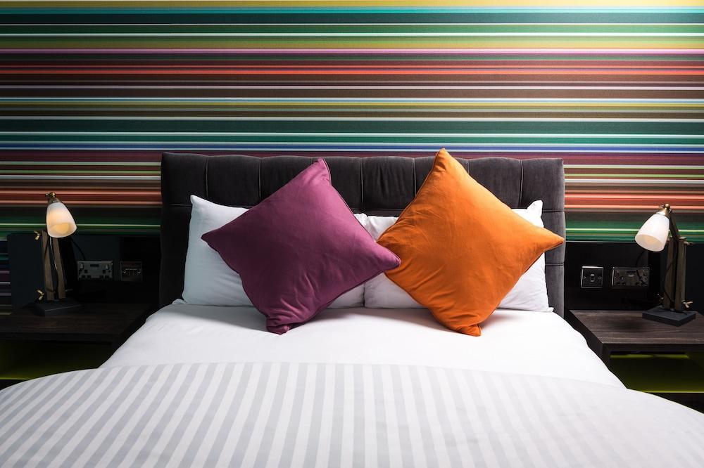 Premier Inn Warrington Centre Екстер'єр фото